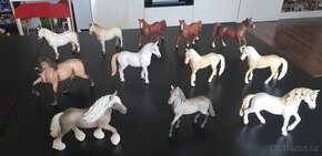 Schleich koně koníci Ryzák. Lusitano, Achal, různé
