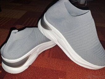 Vel 37 nove nazouvaci