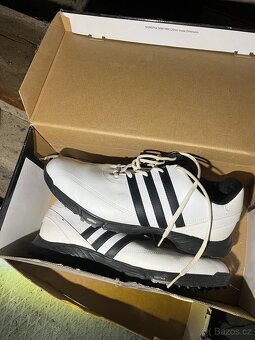 Boty Adidas na golf velikost 10,5 použité dvakrát - 1