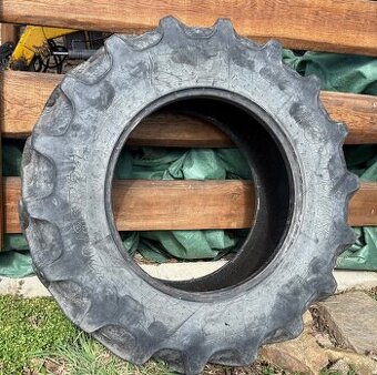 Pneu na traktor BKT 320/85 R24 - 1