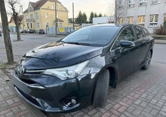 Toyota Avensis 2.0 D-4D Premium