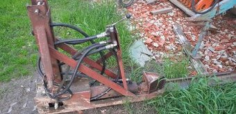 Štípačka za traktor