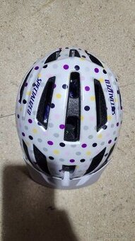 Cyklistická přilba dětská. Specialized