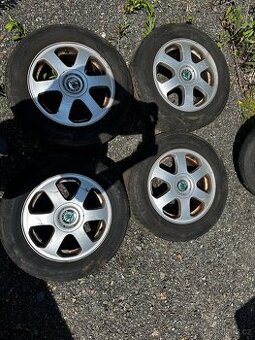 Alu kola 5x100 r15 octavia 1 I