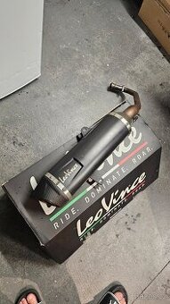 Honda Forza 125 vyfuk Leo Vince