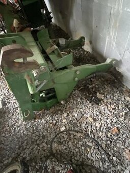 Čelní hydraulika John Deere
