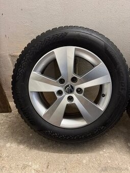 Prodám zánovní originální ALU Škoda 5x112 R16+pneu