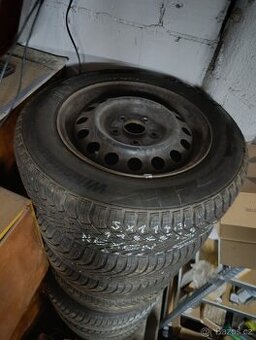 15" zimni sada Suzuki sx4 195/65 R15 5x114,3