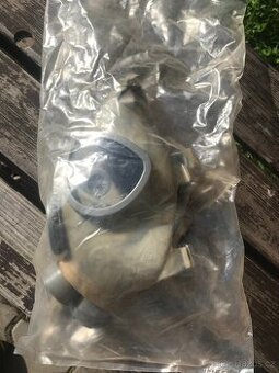 plynová maska s filtry, 3 ks