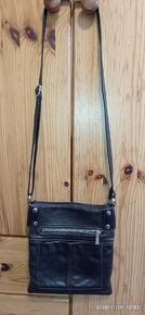 Kožená pánská kabelka
