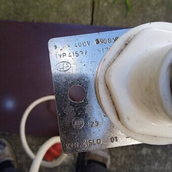 Prodám elektrické topné těleso na 400V,3kw