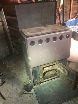 Kamna na tuhá paliva Elit 10