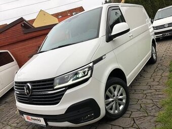 VW Transporter T6.1 ČR DPH 141 tis. km Barva Candy Multivan