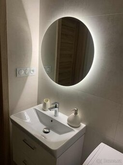 Nové zrcadlo s led osvětlením průměr 60 cm