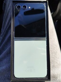 Samsung Galaxy Z flip 5