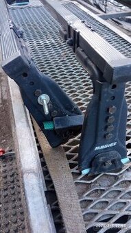 Střešní nosič zahrádka