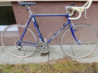 Jízdní kolo Favorit