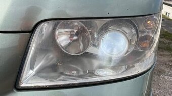 Světlo Xenon- VW Multivan, Trasporter , Caravelle T5