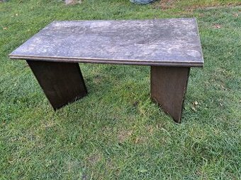 Konferenční stolek