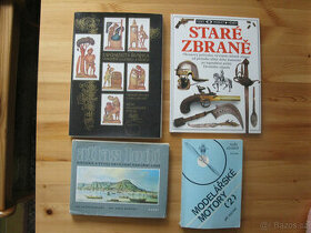 Atlas lodi a jiné zajímavé knihy , model lodi , plus Švejk