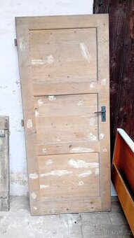 dřevěné dveře 80