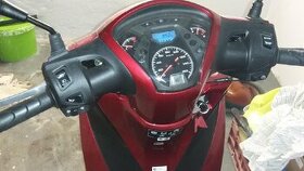 Prodám skůtr Honda 125SH