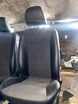 Sedačka práva přední Mercedes Benz B 180 2007 CDI