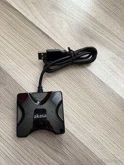 AKASA čtečka Smart karet (eObčanka)