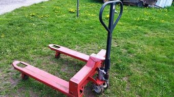 Široký paleťák 2000 kg