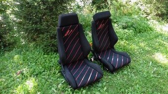 Přední sportovní sedačky Recaro