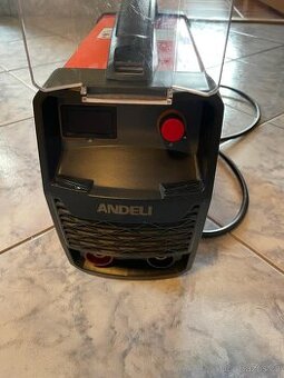 Svářecí invertor Andeli ARC-200G
