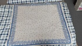 RETRO UBRUS 120 X 110 CM - 1