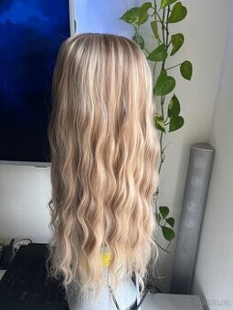 Blond vlnitá paruka Nobles Hair