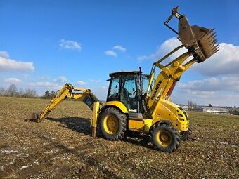 Traktorbagr Komatsu WB 93-R-5  4×4