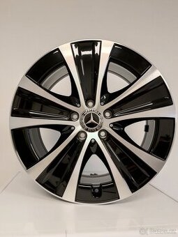 Mercedes R18