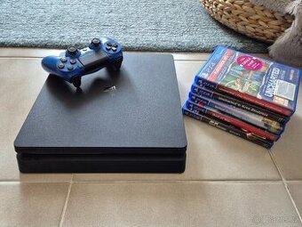 --REZERVOVANO--PS4 Slim 500GB ovladač + hry