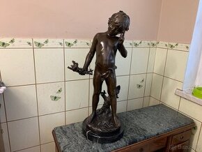 Starožitná socha chlapec z bronzu - 1