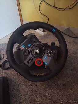 Herní volant Logitech g29 + řadící páka