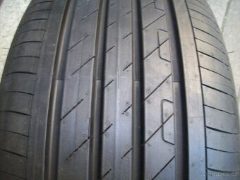 2ks GY na Karoq Sportline 215.50.18 92V stav 99%