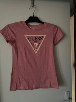Dětské tričko značky Guess - 1
