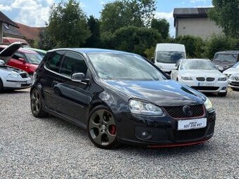 VW Golf GTI 2.0TFSI DSG alu 18” / NAVI / SERVIS