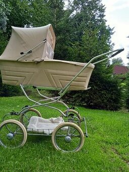 Retro kočárek Liberta