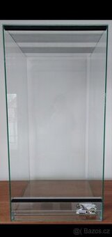 Terárium nove 40x40x100 pro chameleona a jine stromové gekon
