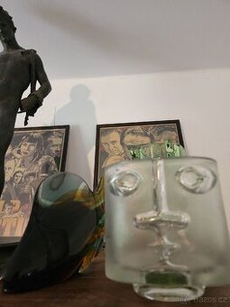 Sbírám STARÉ VÁZY, RETRO FIGURKY, SOŠKY, HUTNÍ SKLO