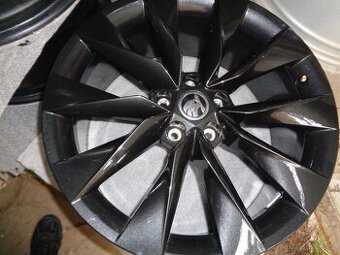 nové alu r19 origo škoda 5x112 CRYSTAL
