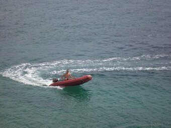 Nafukovací člun Zodiak 310 + Mercury 6 PS + Mariner 8 PS