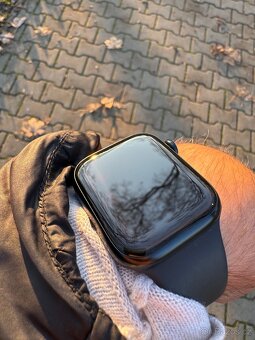 Apple Watch 8 45mm Midnight Blue - Krásný stav - 1