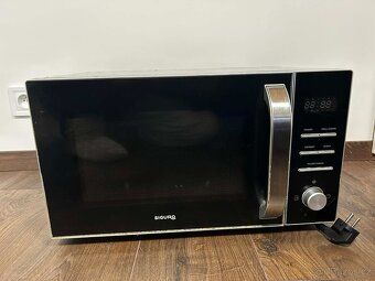 Mikrovlnná trouba