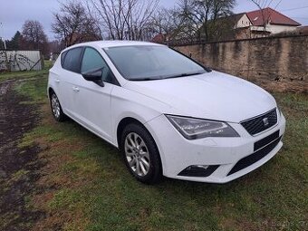 Seat Leon 1.2TSI - 77kw , výhřev , LED , výbava - 1