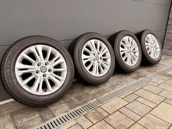 Zimní originál VW T6.1 T6 T5 216/60 r17c Goodyear